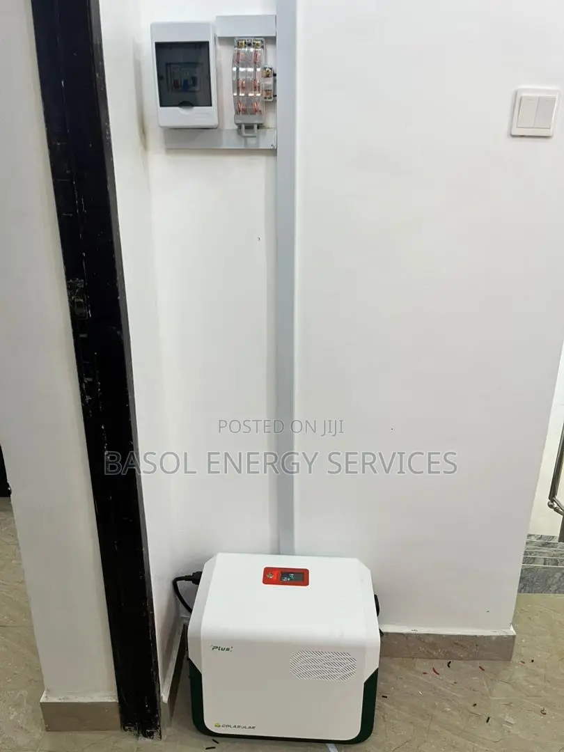 Cola 3600 Plus Solar Generator