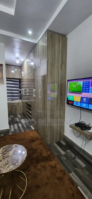 Luxury Spacious Studio With Balcony