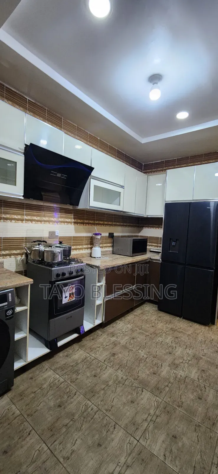 Luxury Spacious Studio With Balcony