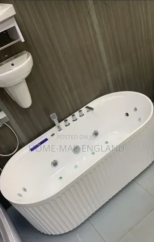 Jacuzzi Bathtub