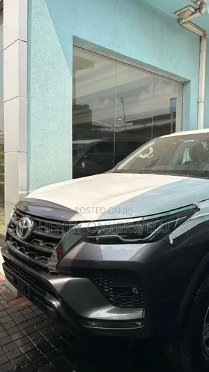 New Toyota Fortuner 2025 Black
