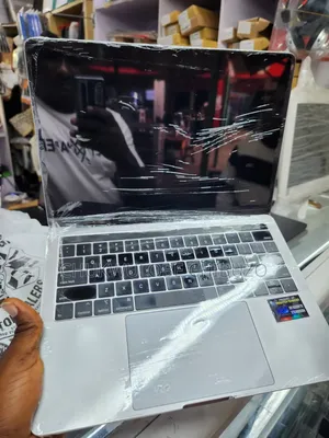 Laptop Apple MacBook Pro 2019 8GB Intel Core i5 SSD 128GB
