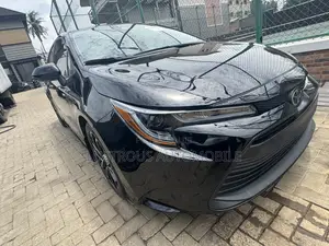 Toyota Corolla 2025 Black