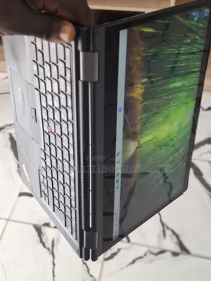 Laptop Lenovo ThinkPad Yoga 370 4GB Intel Core i5 SSD 128GB