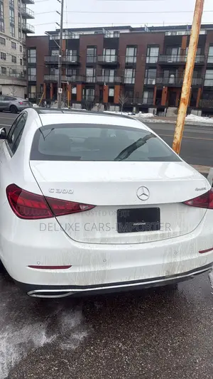 Mercedes-Benz C300 2024 White