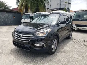 Hyundai Santa Fe SE AWD 2017 Black