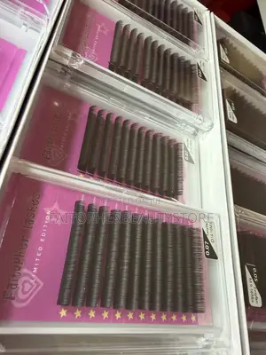 Eye Lash Extension