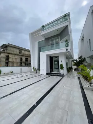 5bdrm Duplex in Osapa london for sale