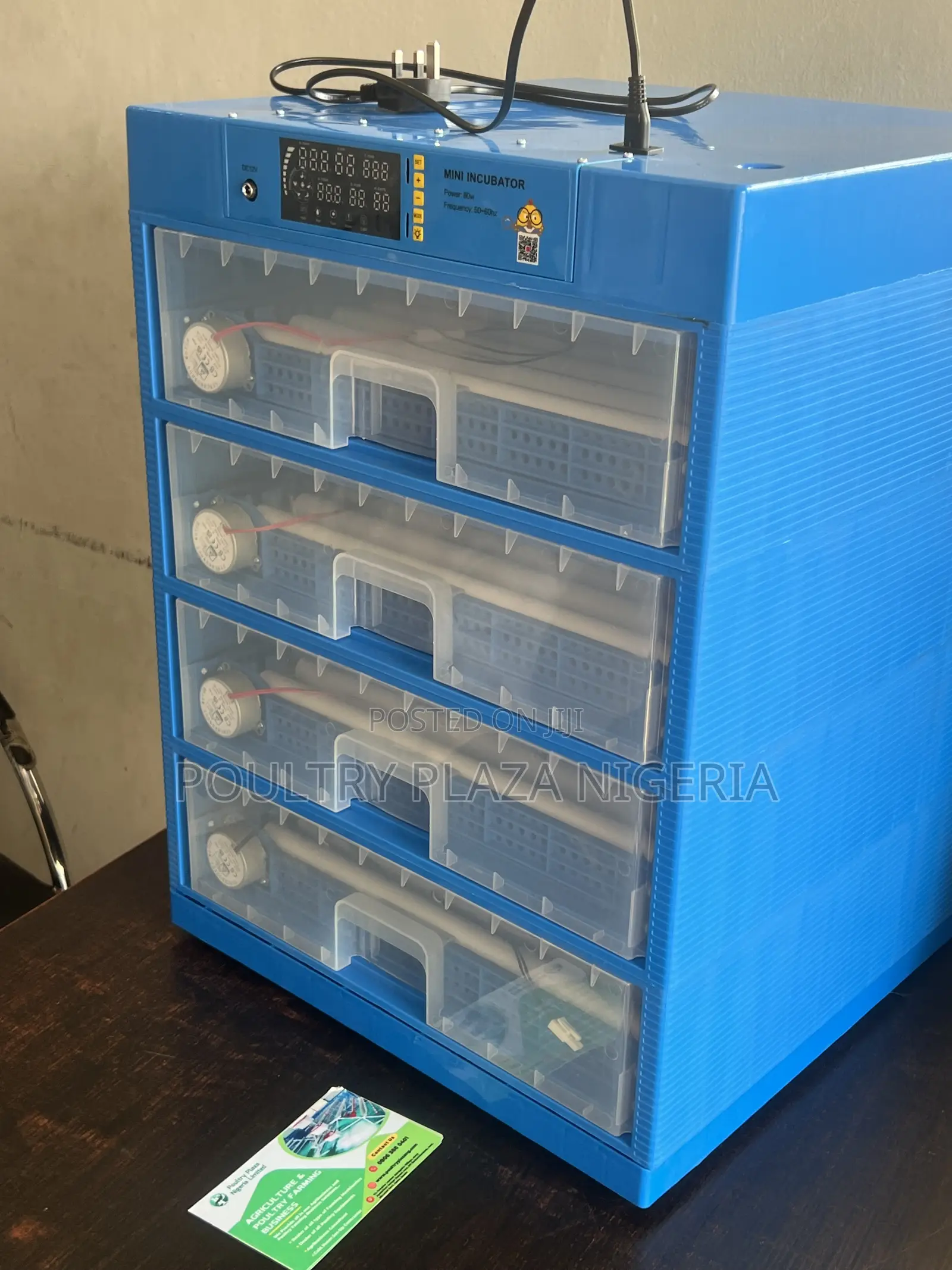 Solar Incubator 256 Egg Capacity