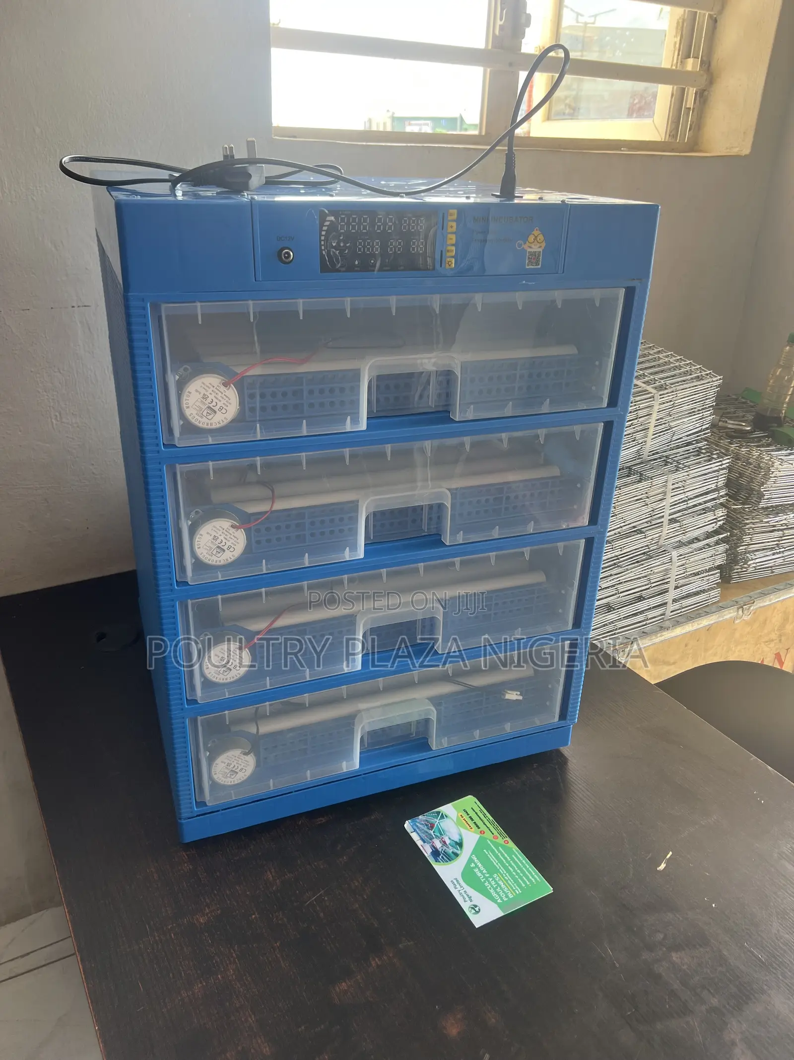Solar Incubator 256 Egg Capacity