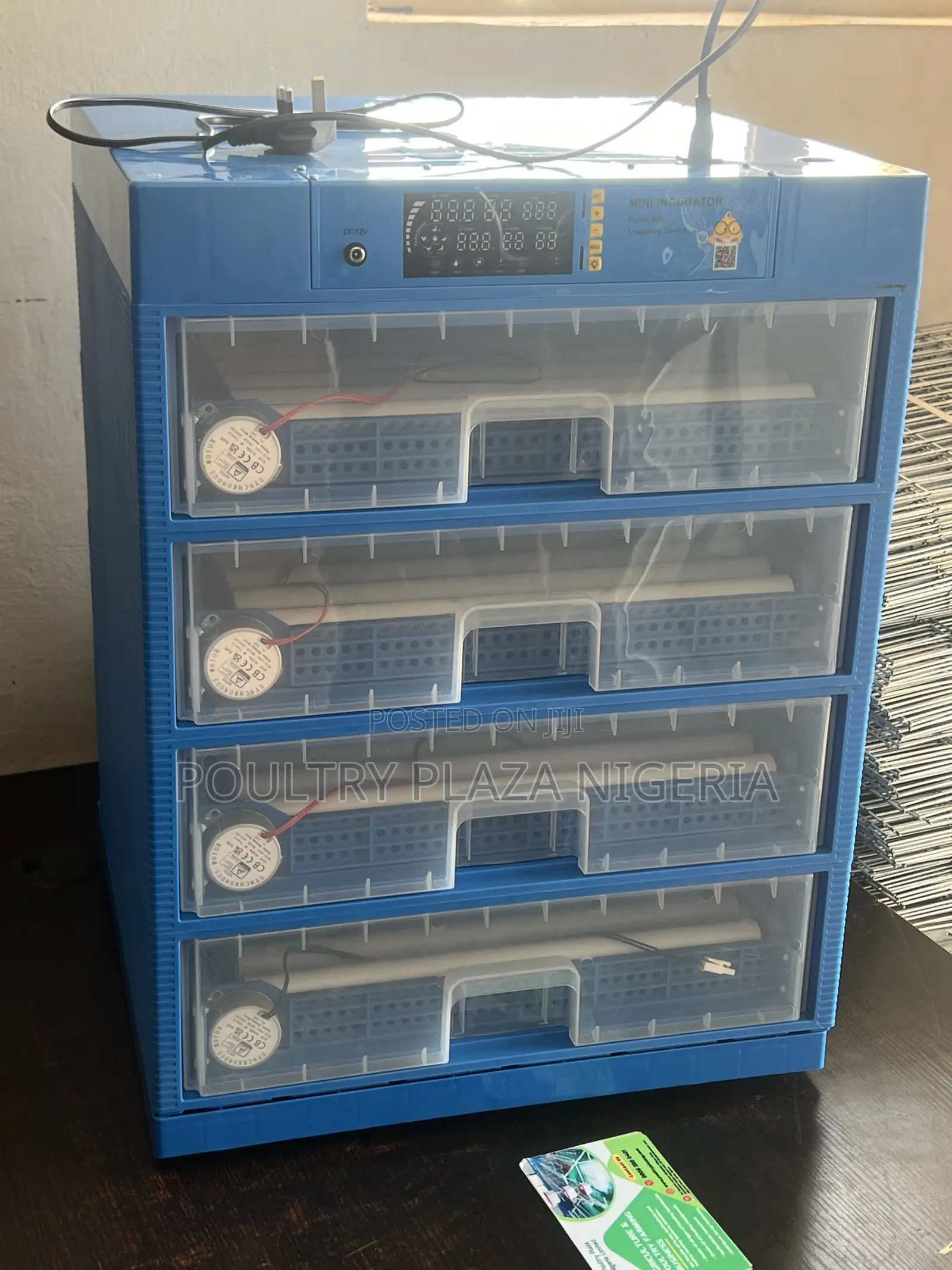 Solar Incubator 256 Egg Capacity