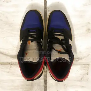Used Nike Dunk