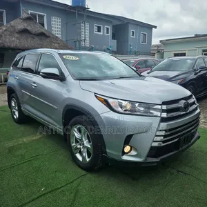 Toyota Highlander Limited 4x4 V6 (3.5L 6cyl 8A) 2017 Silver