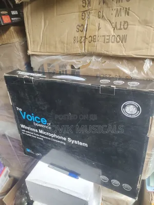 Eln-5 Professional Uhf Wireless Microphone System