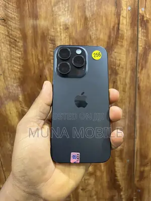 New Apple iPhone 15 Pro 256 GB Black
