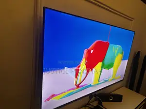 Hisense E7 Qled Smart Tv