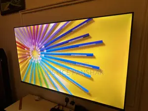 Hisense E7 Qled Smart Tv