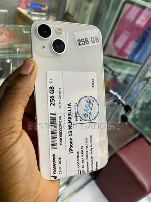 Apple iPhone 13 256 GB White