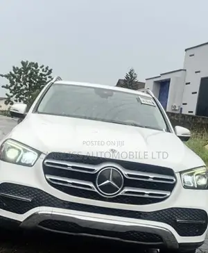 Mercedes-Benz GLE-Class GLE 350 4MATIC 2022 Off white