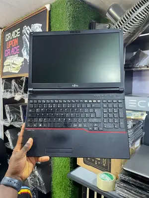 Laptop Fujitsu Lifebook E556 8GB Intel Core i5 HDD 160GB