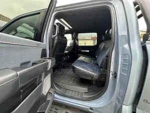 Ford F-150 Raptor 2023 Blue