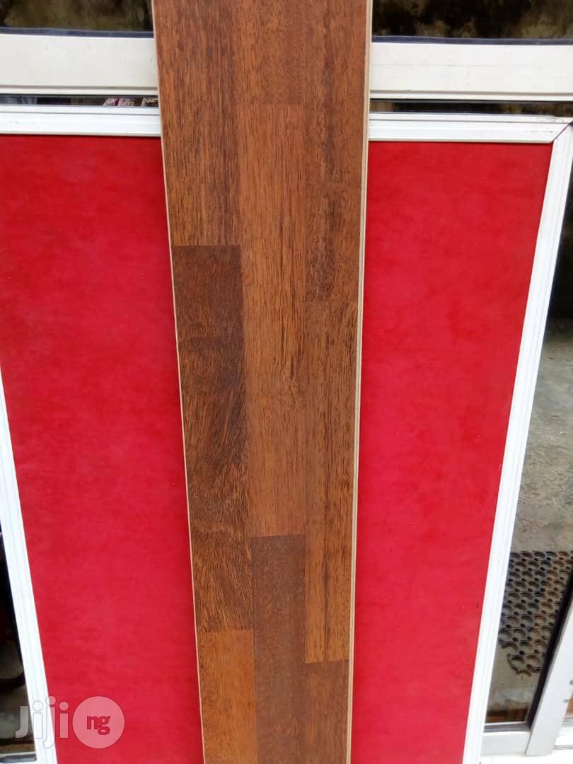 Wooden Tiles Laminated Vinyl