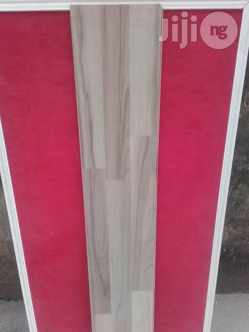 Wooden Tiles Laminated Vinyl