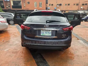Infiniti FX35 2010 Blue