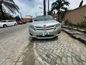 Toyota Venza V6 2010 Silver