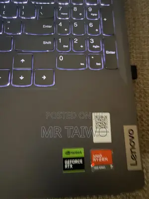 Laptop Lenovo LOQ 15AHP10 16GB Intel Core i5 SSD 1T