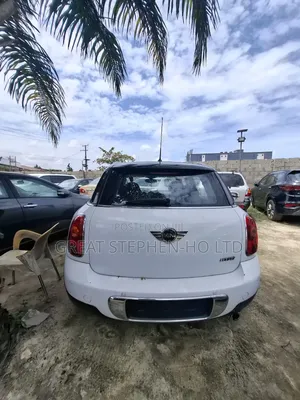 Mini Cooper 2012 White