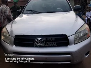 Toyota RAV4 2008 Silver