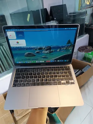 New Laptop Apple MacBook Pro 2020 32GB Intel Core i7 SSD 2T