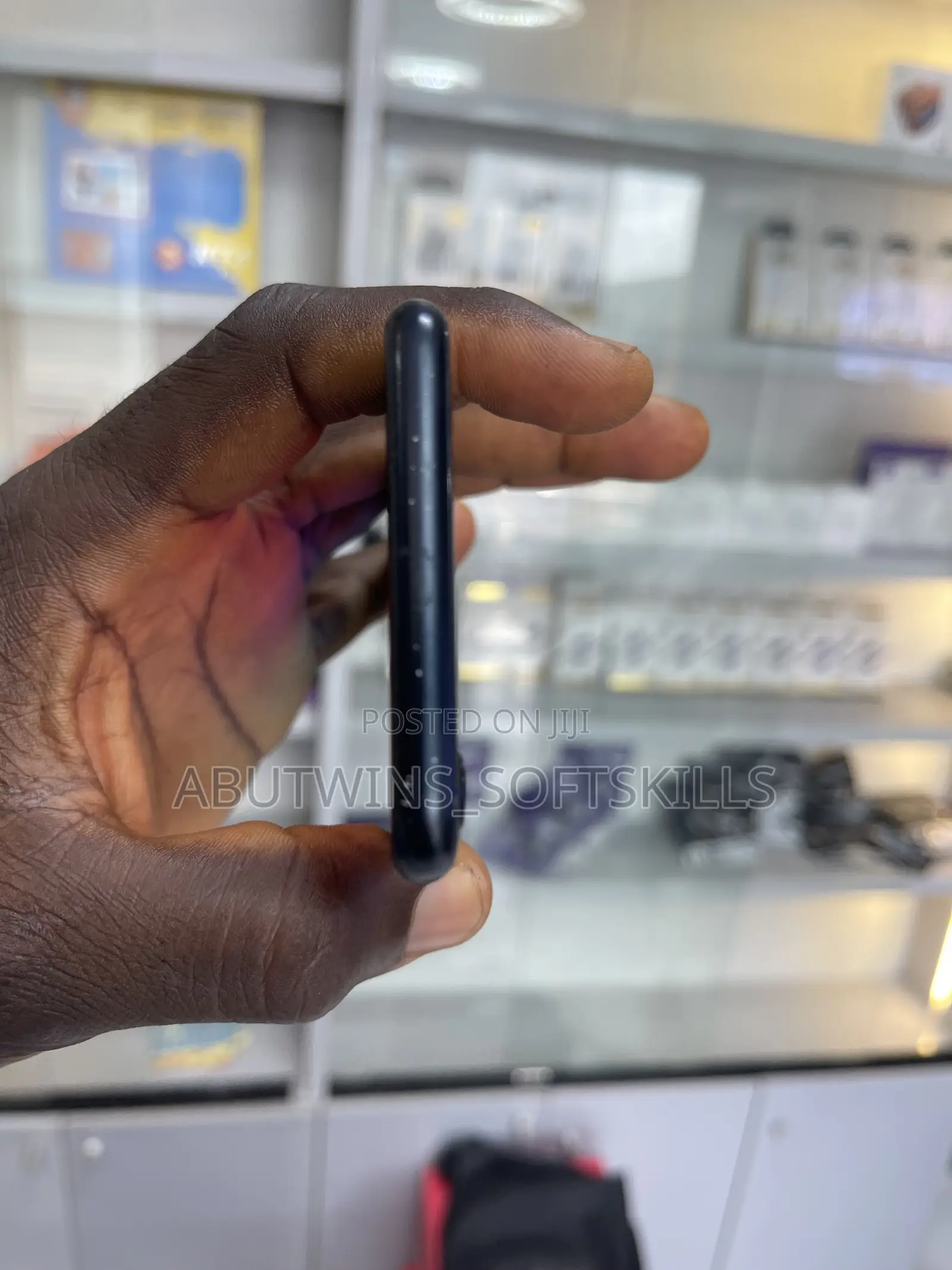 Apple iPhone SE 64 GB Black