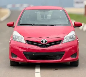 Toyota Yaris 2013 Red