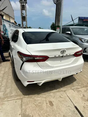 Toyota Camry 2022 White
