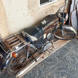 Honda 1990 Black