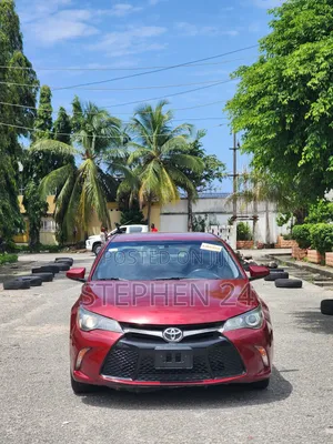 Toyota Camry SE 4dr Sedan (2.5L 4cyl 6A) 2017 Burgundy
