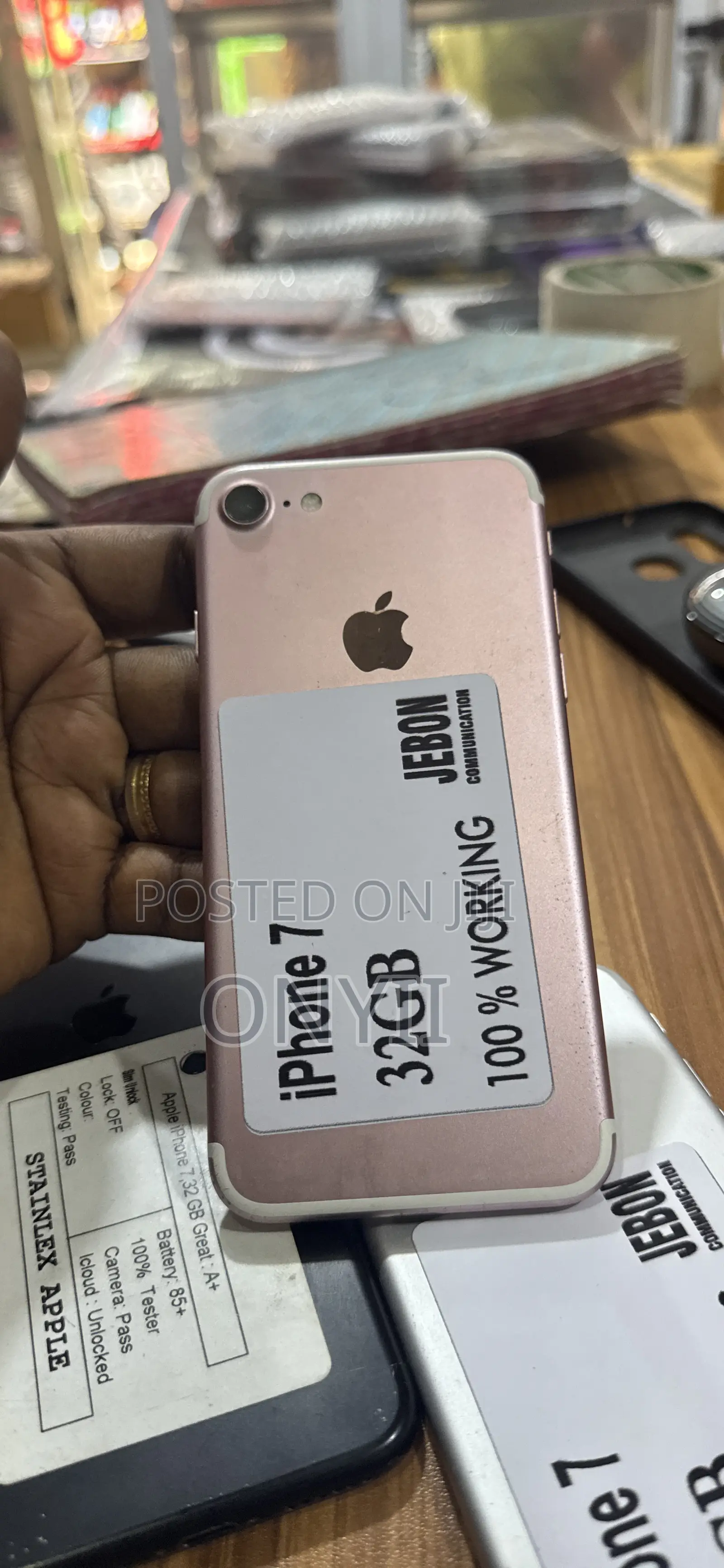 Apple iPhone 7 32 GB Black