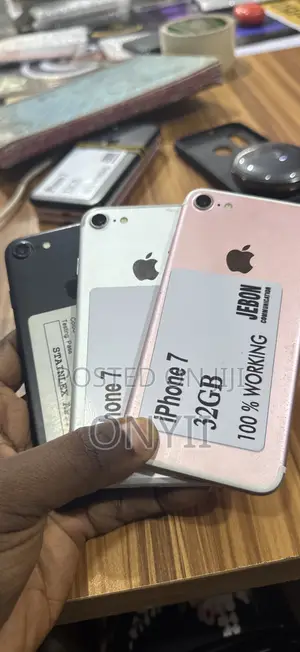 Apple iPhone 7 32 GB Black