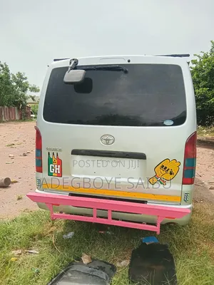 Toyota HiAce 2010 Grey