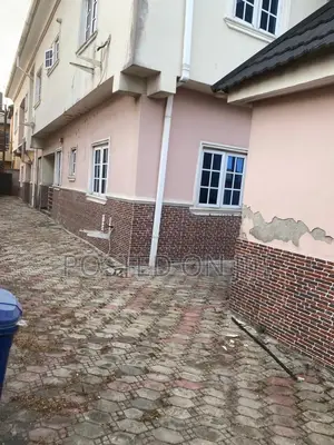 4bdrm Duplex in Ajah Signboard Ajah, Lekki Phase 2 for sale