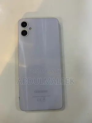 Samsung Galaxy A05 64 GB White