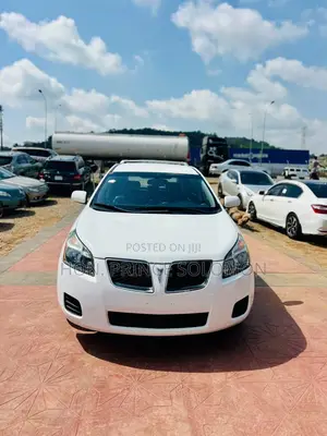 Pontiac Vibe 2.4 4WD 2009 White