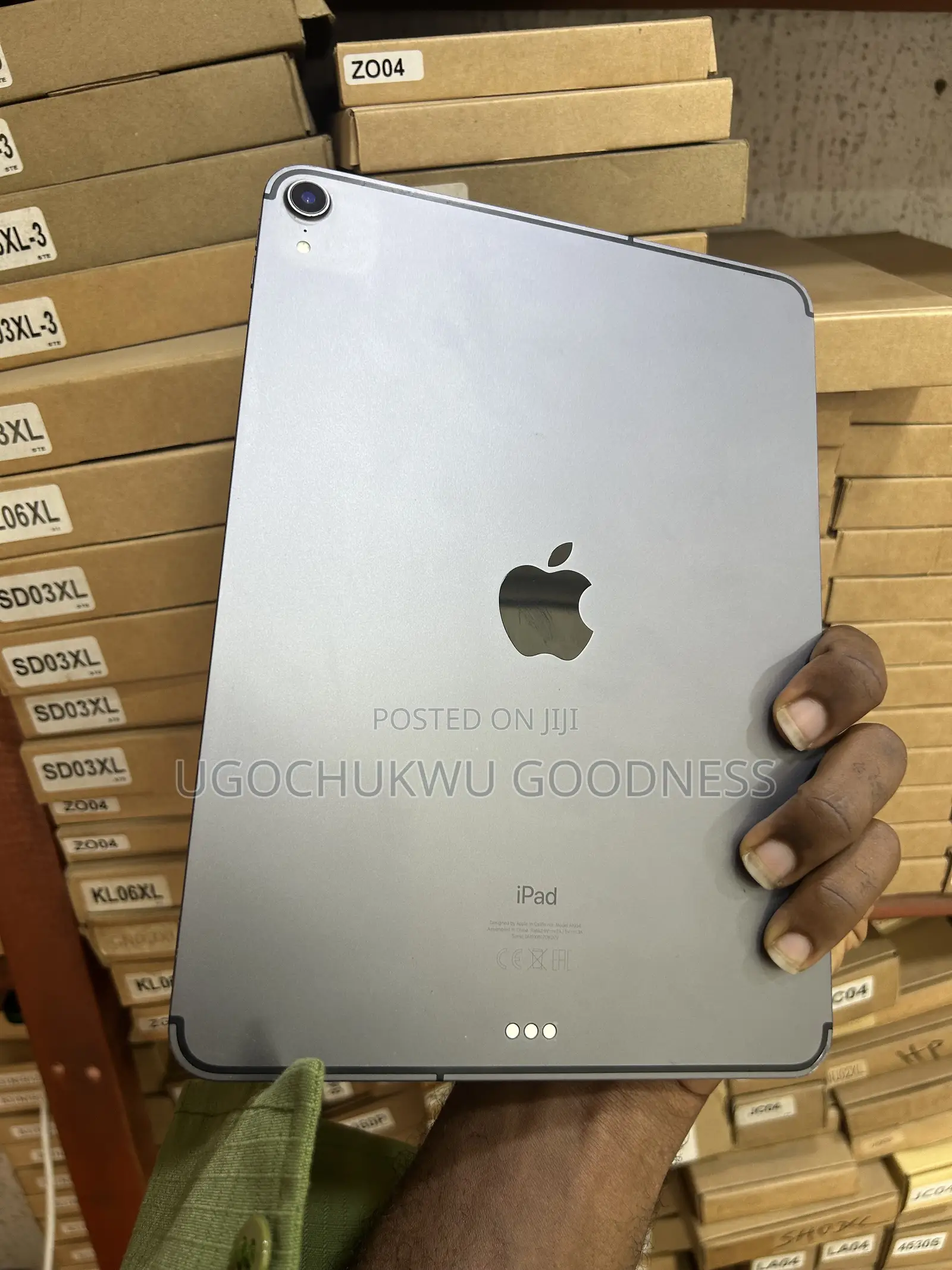 Apple iPad Pro 11 (2018) 64 GB Gray