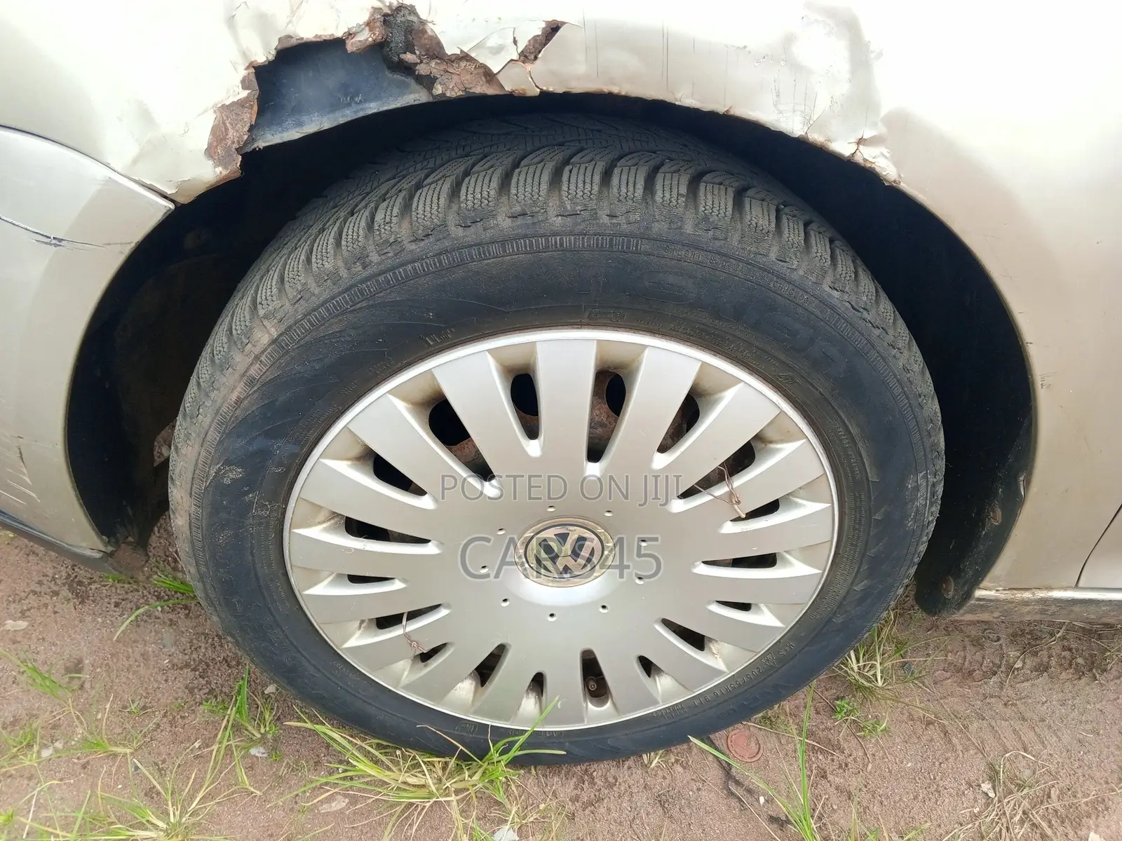 Volkswagen Golf 2005 Gold