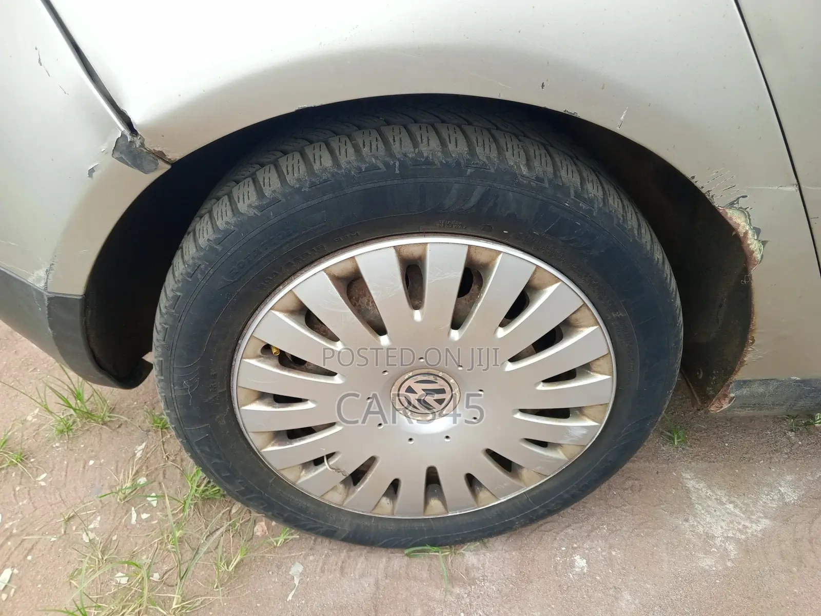 Volkswagen Golf 2005 Gold