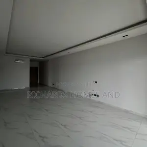 3bdrm Apartment in Kofo Abayomi for rent
