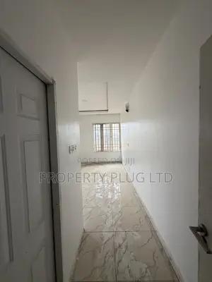 4bdrm Duplex in Idu for rent