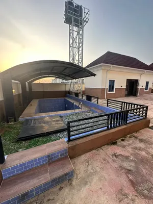 5bdrm Duplex in In An Estate, Life Camp for sale